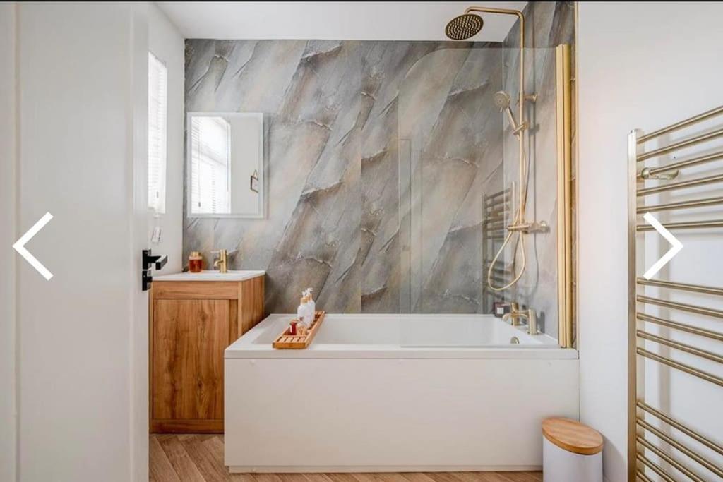 Renovated Home In Belfast Exterior foto