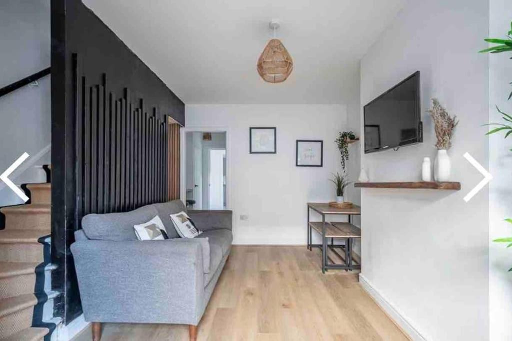 Renovated Home In Belfast Exterior foto